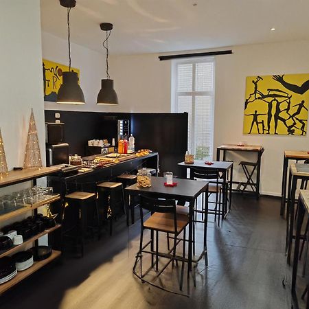 Art Street Hotel Неаполь Экстерьер фото