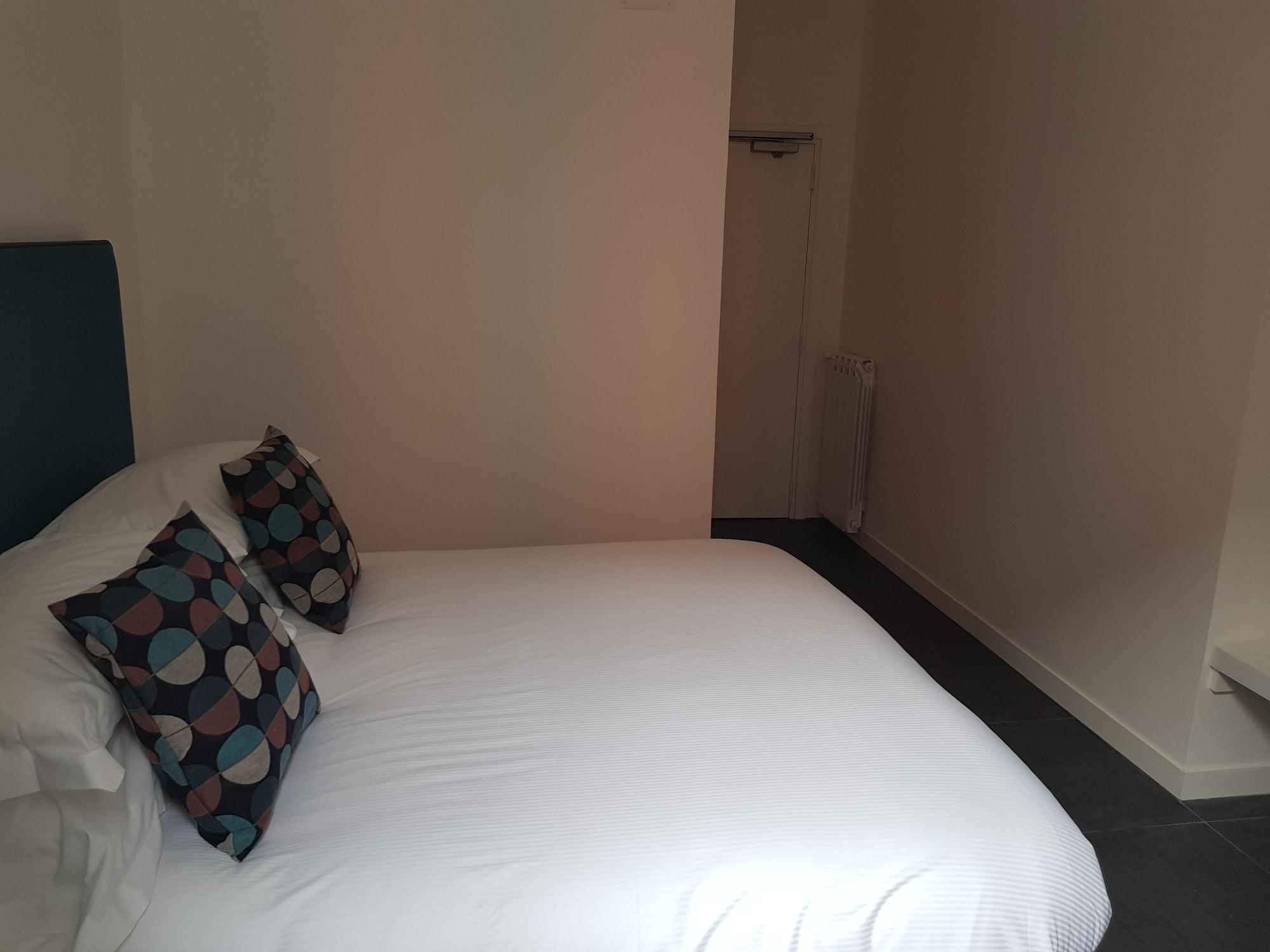 Art Street Hotel Неаполь Экстерьер фото