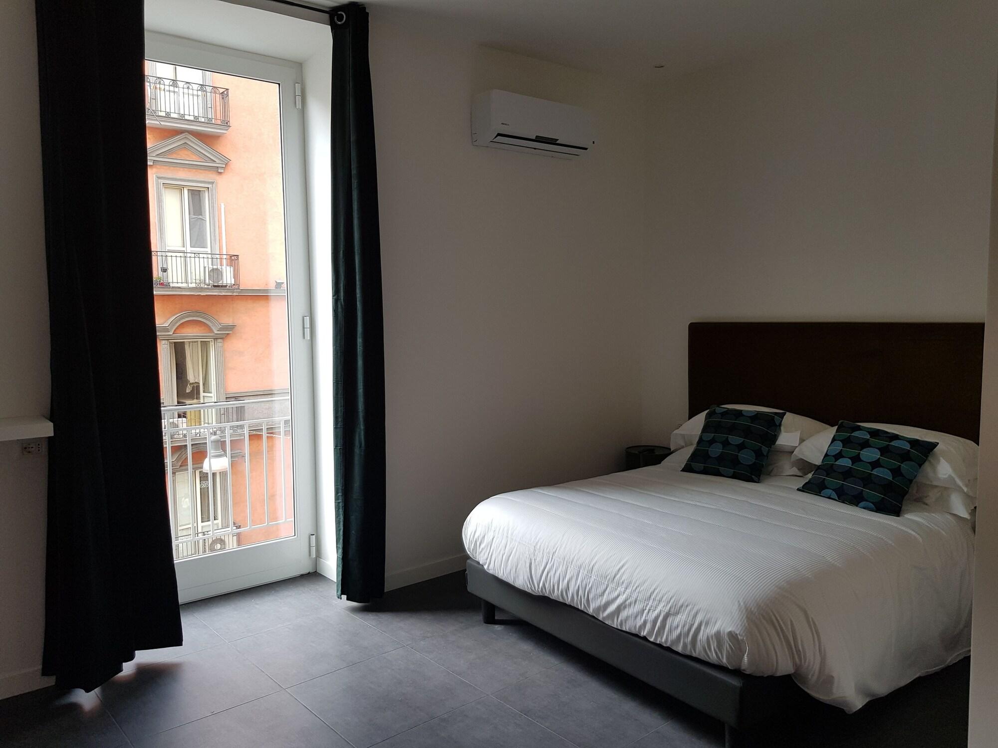 Art Street Hotel Неаполь Экстерьер фото