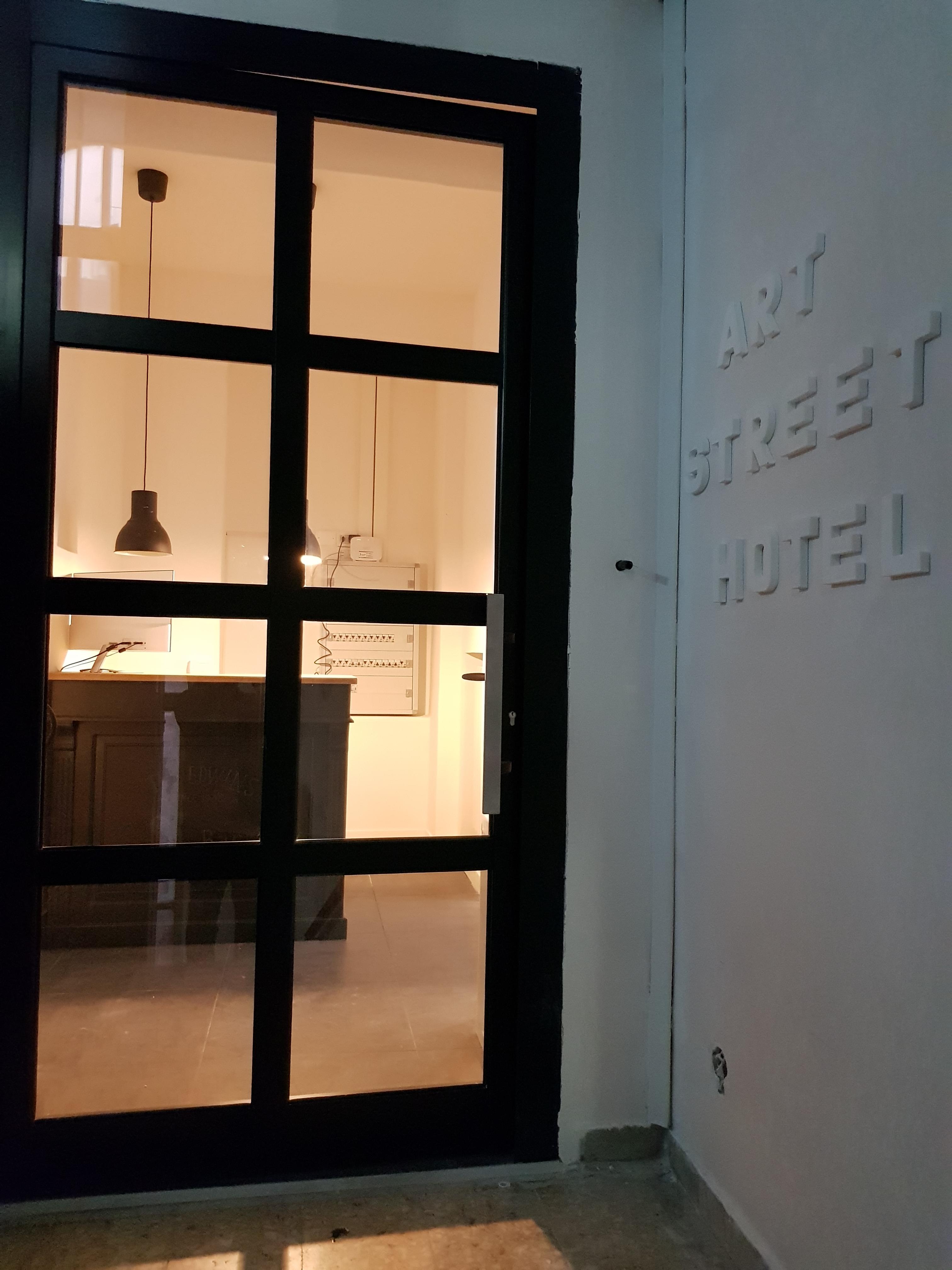 Art Street Hotel Неаполь Экстерьер фото