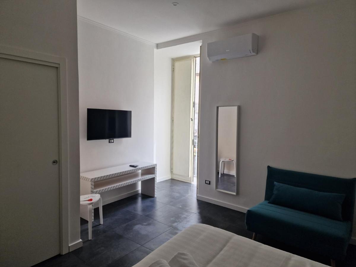 Art Street Hotel Неаполь Экстерьер фото