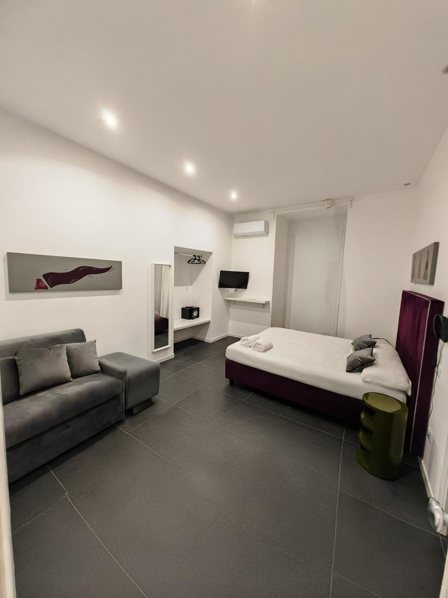Art Street Hotel Неаполь Экстерьер фото