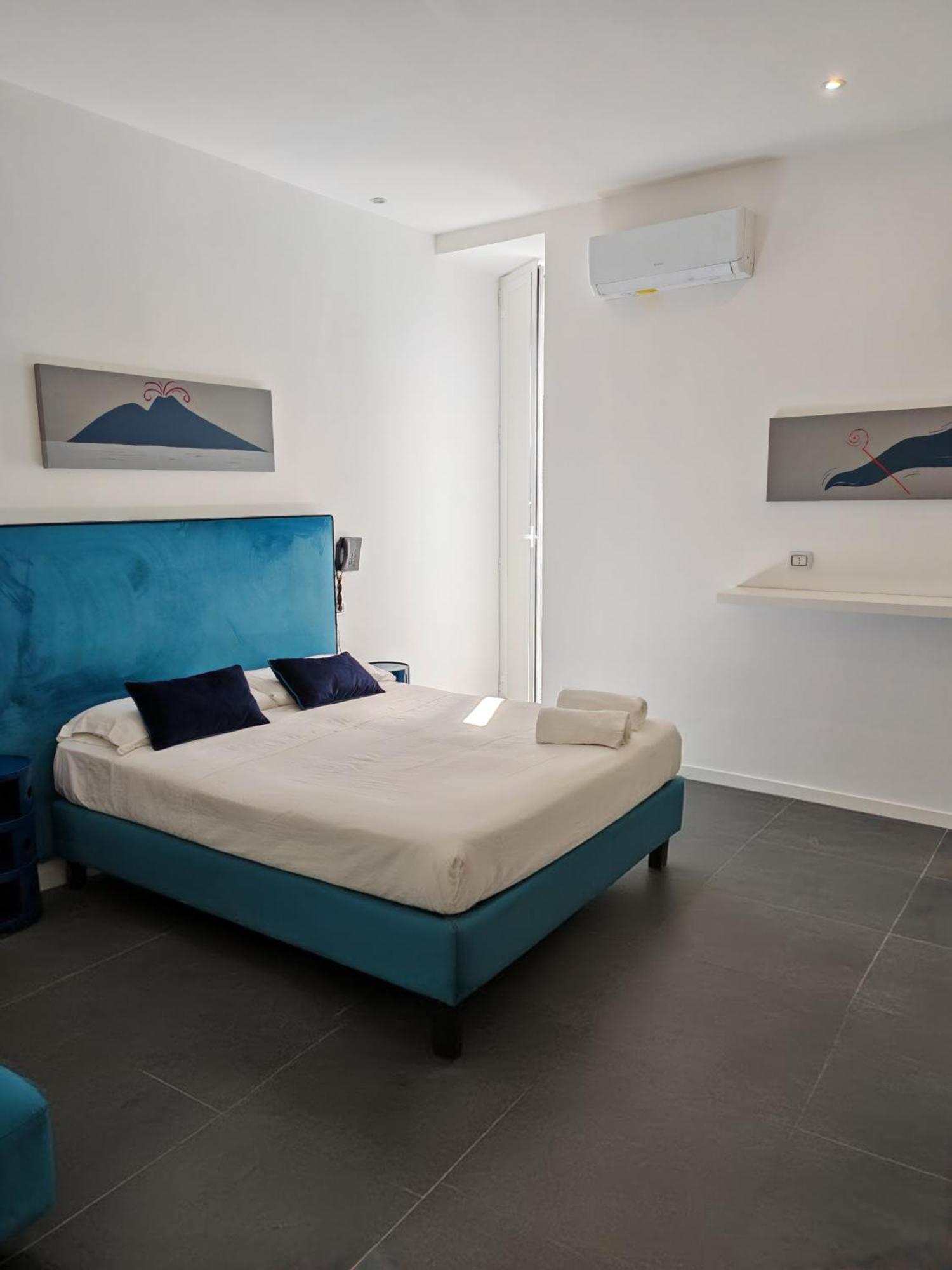 Art Street Hotel Неаполь Экстерьер фото